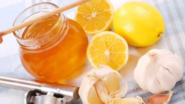 Make A Powerful Natural Antibiotic From 6 Ingredients