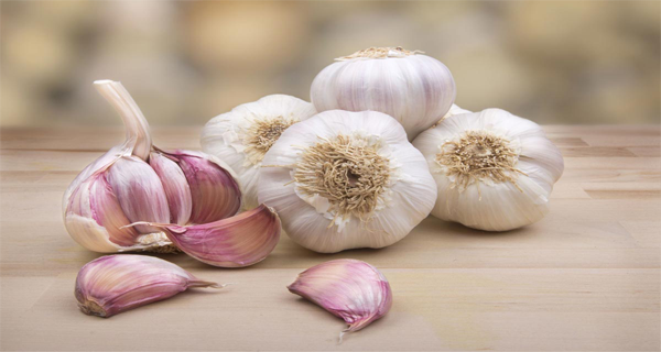 Garlic Soup Made With 52 Cloves of Garlic Can Defeat Colds, Flu and Even Norovirus