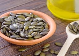 10-reasons-to-start-eating-pumpkin-seeds-this-fall