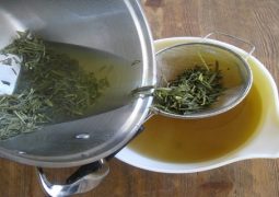 how-to-prepare-and-use-rosemary-hair-rinse-for-hair-growt